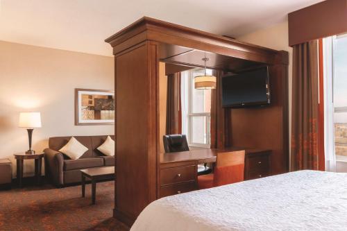 hampton inn by hilton edmonton south alberta canada