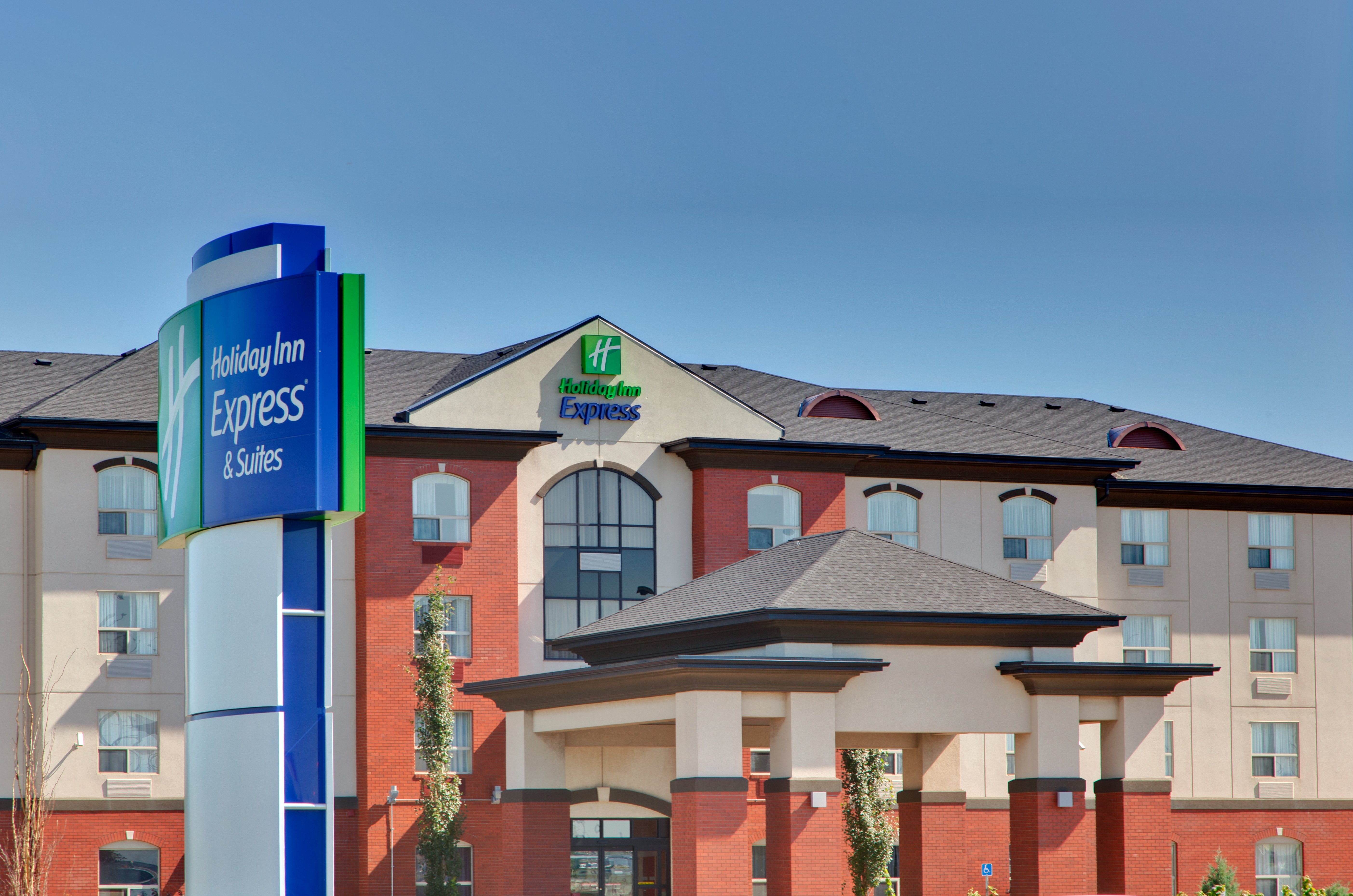 holiday inn express and suites sherwood park edmonton area by ihg