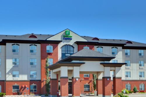 holiday inn express and suites sherwood park edmonton area by ihg