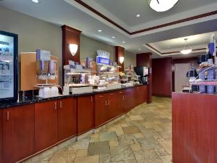 holiday inn express and suites sherwood park edmonton area by ihg