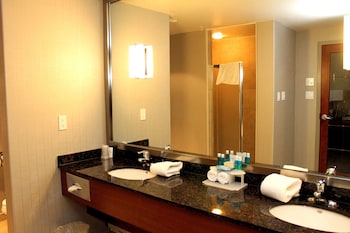 Holiday Inn Express & Suites Sherwood Park-Edmonton Area By Ihg,Sherwood Park>>Edmonton,3 star