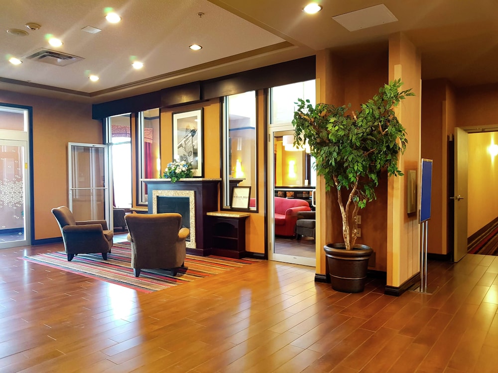 hampton inn and suites by hilton edmonton intl airport