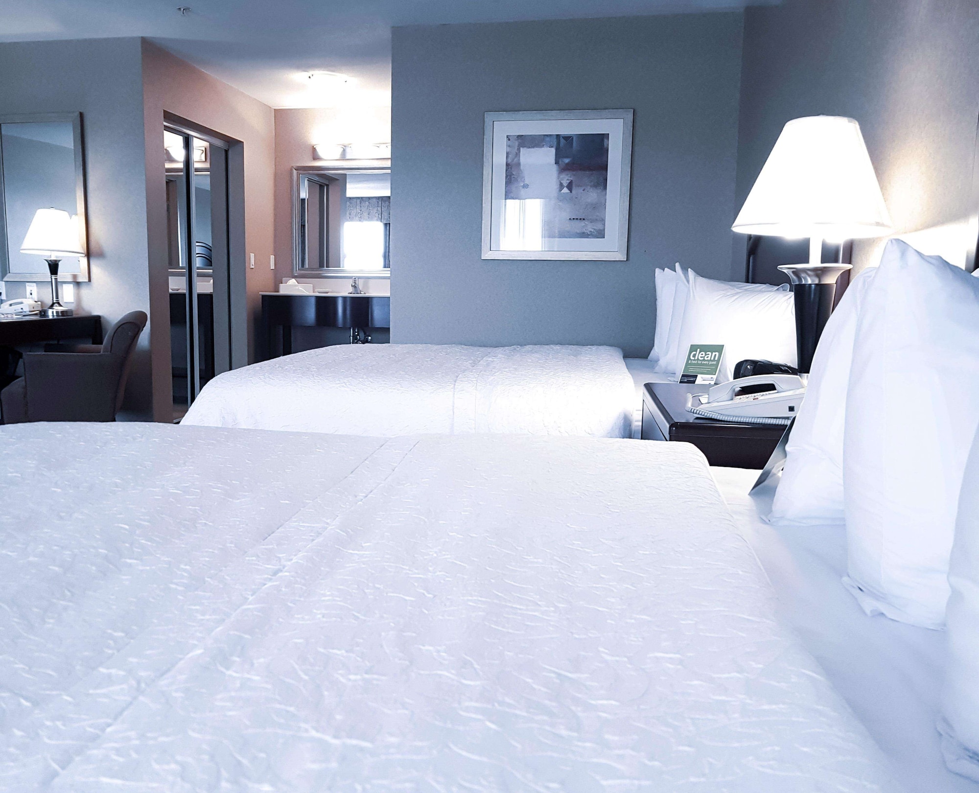 hampton inn and suites by hilton edmonton intl airport