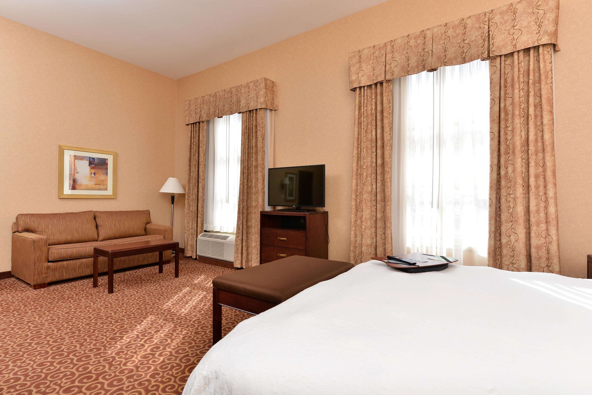hampton inn and suites by hilton edmonton intl airport