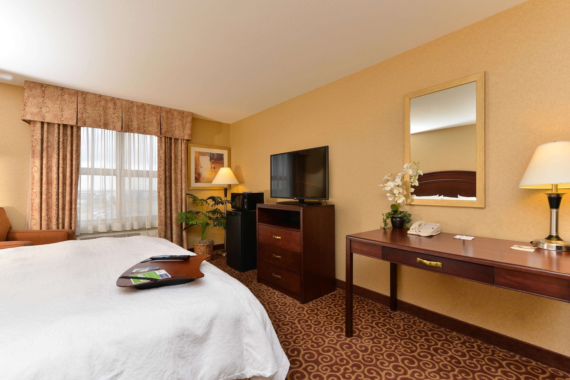 hampton inn and suites by hilton edmonton intl airport