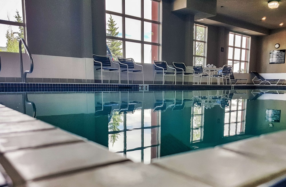 hampton inn and suites by hilton edmonton intl airport