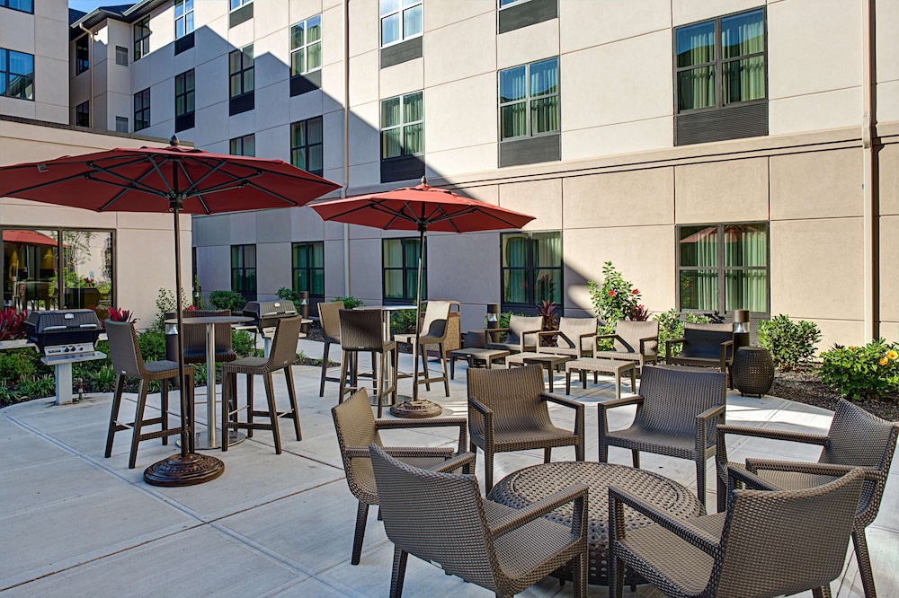 homewood suites by hilton carle place garden city ny