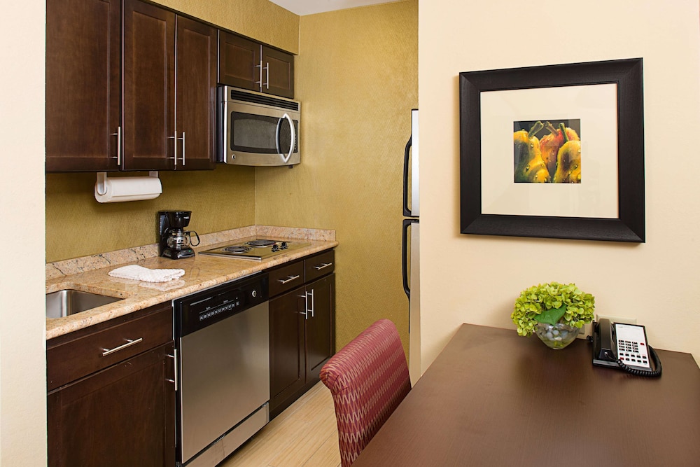 homewood suites by hilton carle place garden city ny