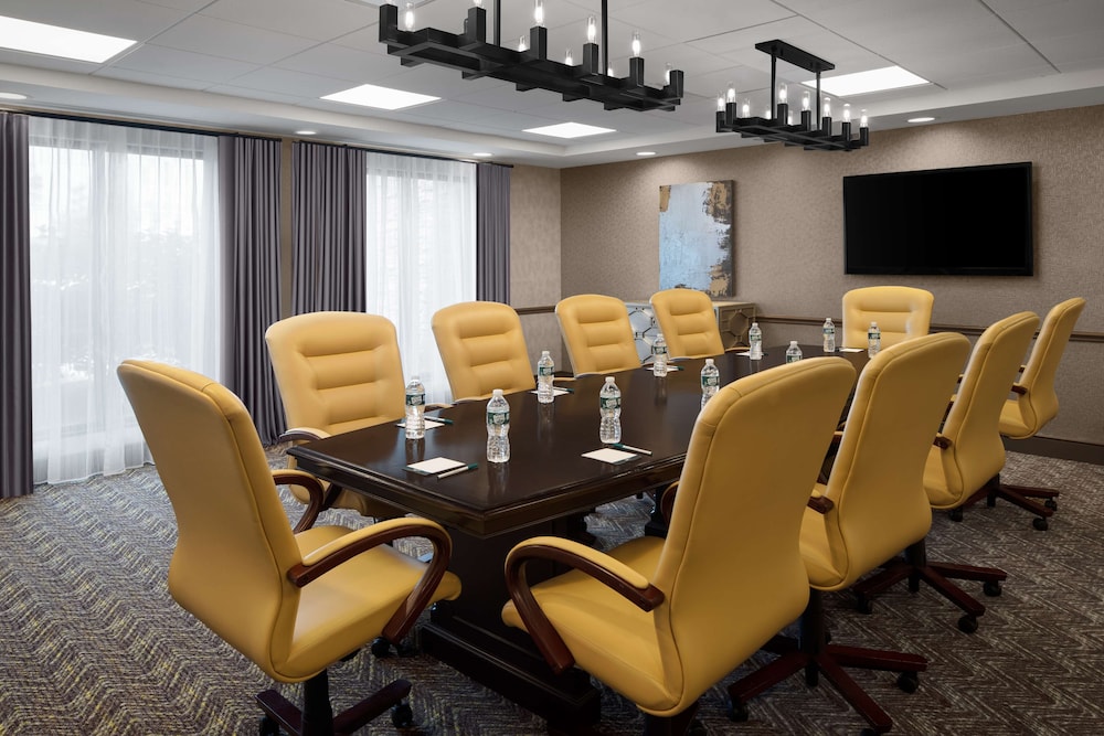 homewood suites by hilton carle place garden city ny