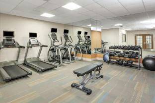 holiday inn express and suites long island east end