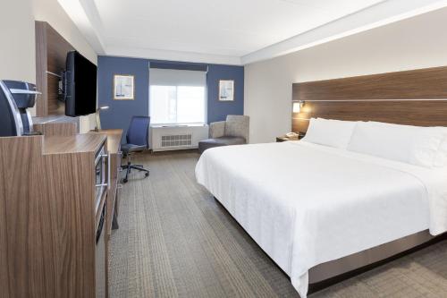 holiday inn express and suites long island east end