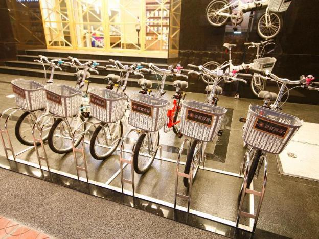 kindness hotel houyi jiuru