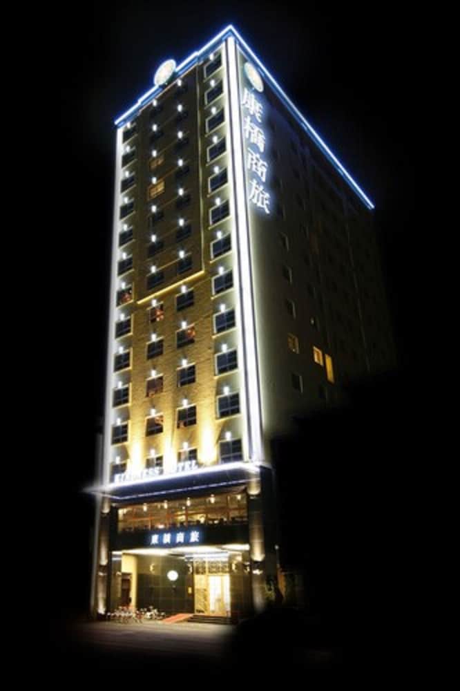 kindness hotel glory pier