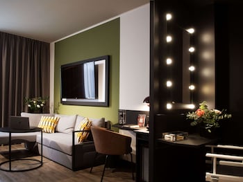 movie movie hotel