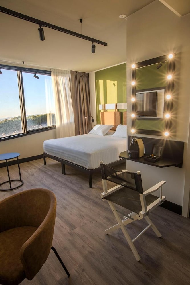 movie movie hotel