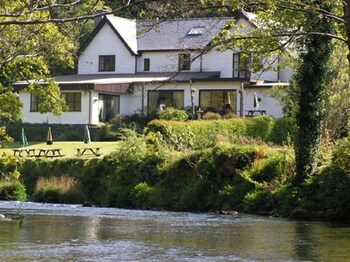 dolbrodmaeth riverside bandb