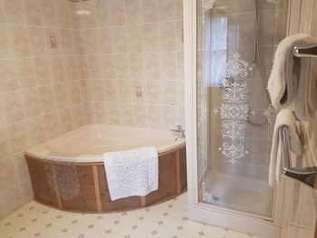 Dolbrodmaeth Riverside B&B,Gwynedd>>Dinas Mawddwy,3 star