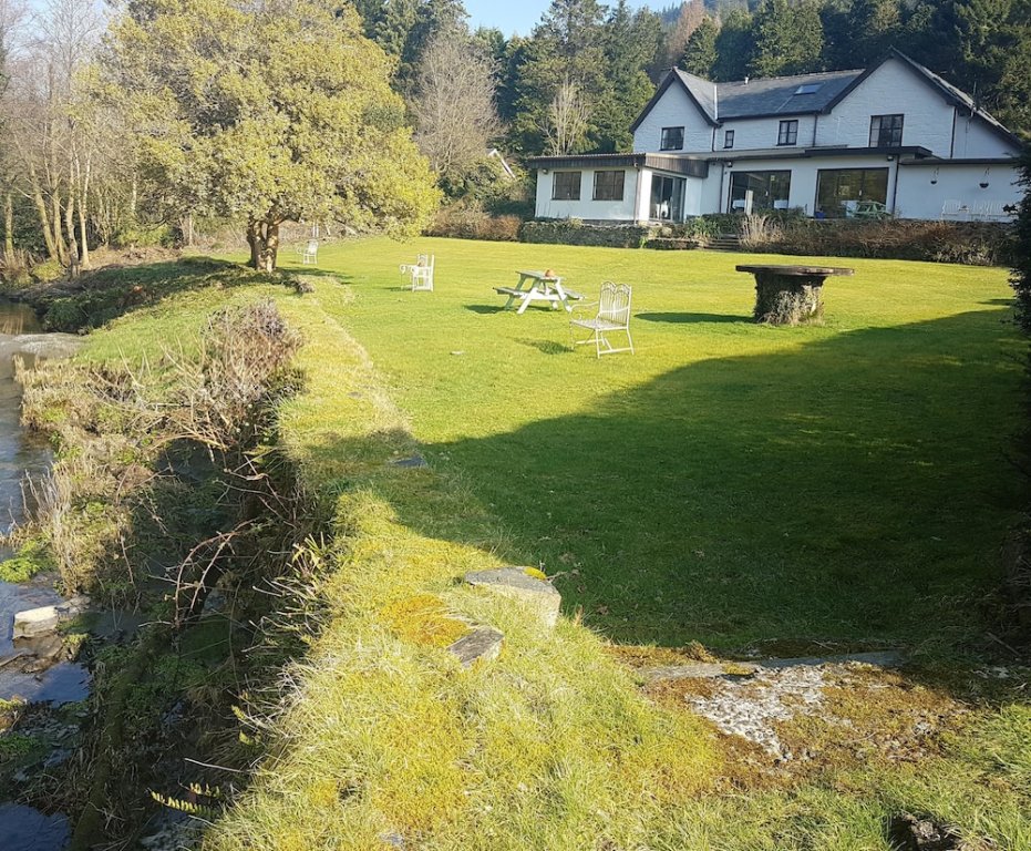 dolbrodmaeth riverside bandb