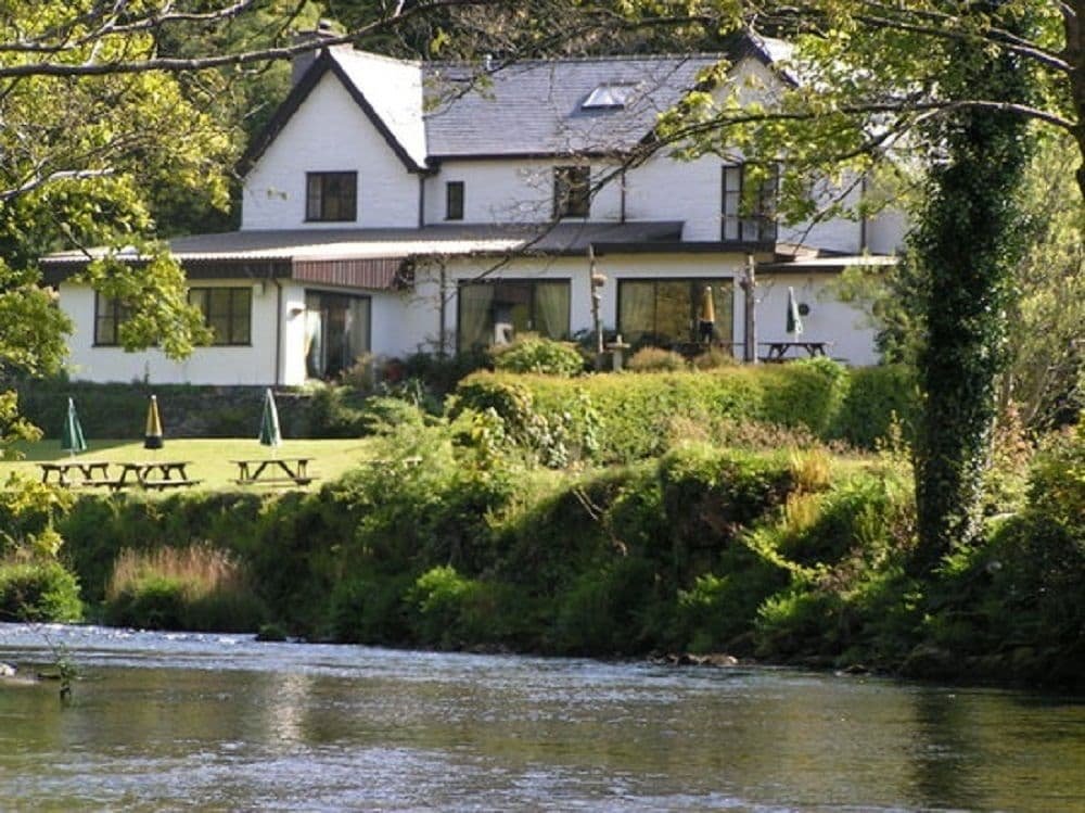 dolbrodmaeth riverside bandb