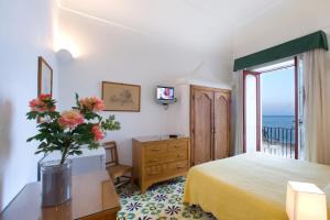 la caravella positano beach residence