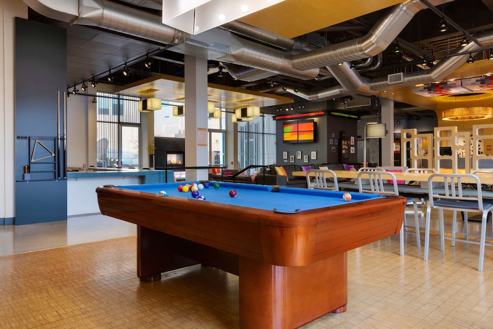 aloft milwaukee downtown