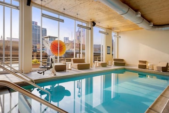 aloft milwaukee downtown