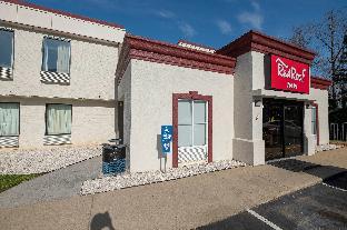 red roof inn raleigh north crabtree mall lenovo center