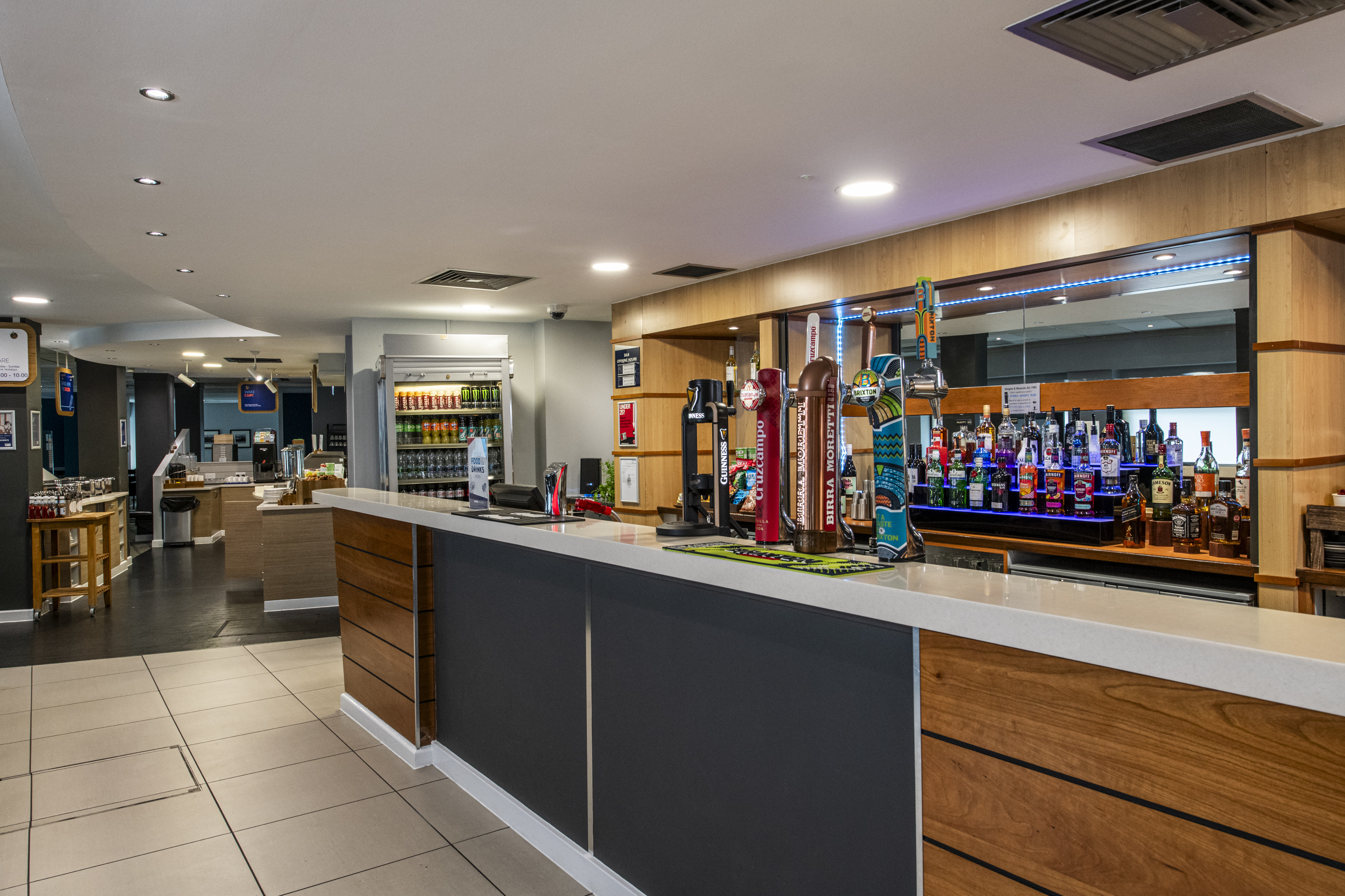 holiday inn express glasgow city centre riverside by ihg