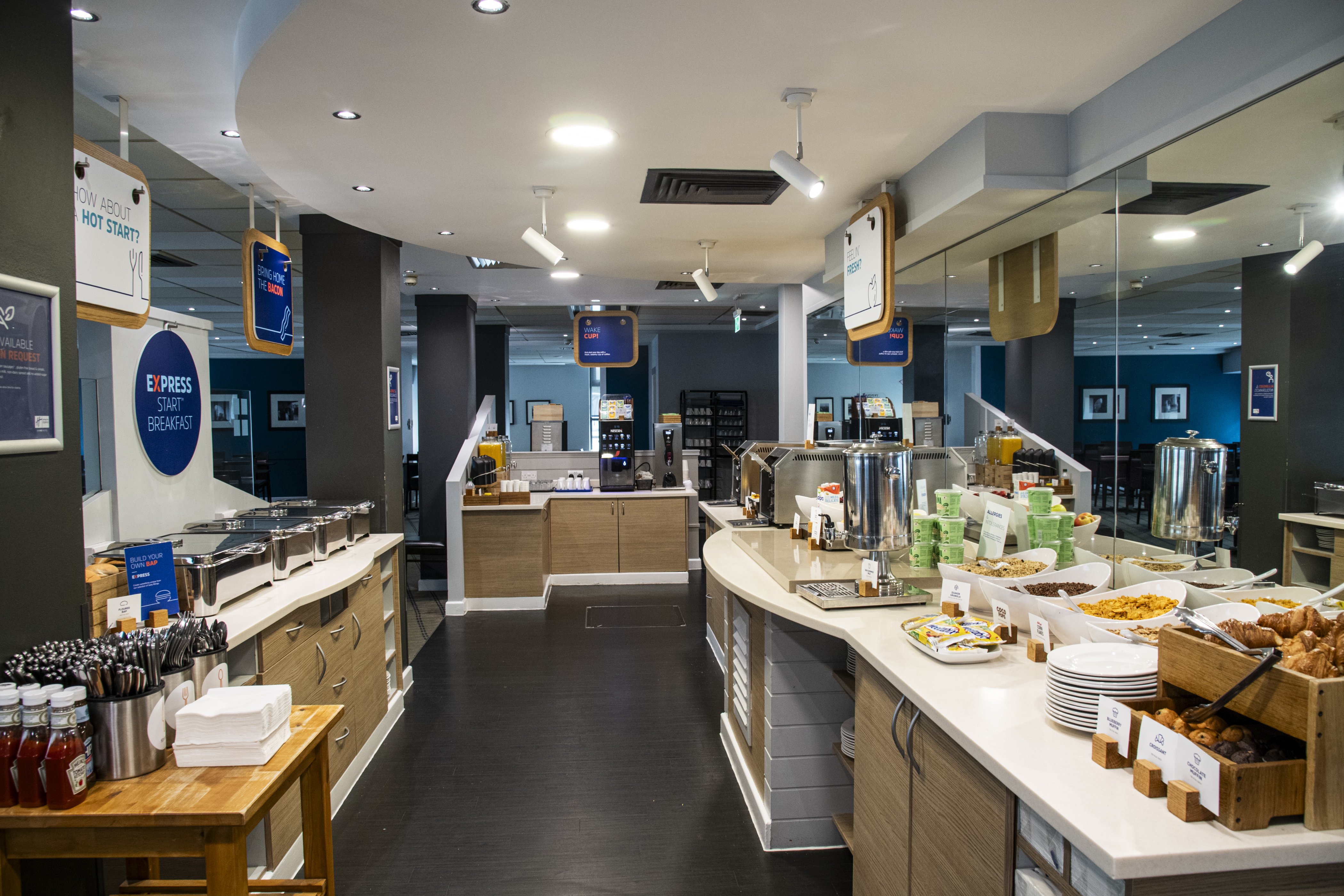 holiday inn express glasgow city centre riverside by ihg