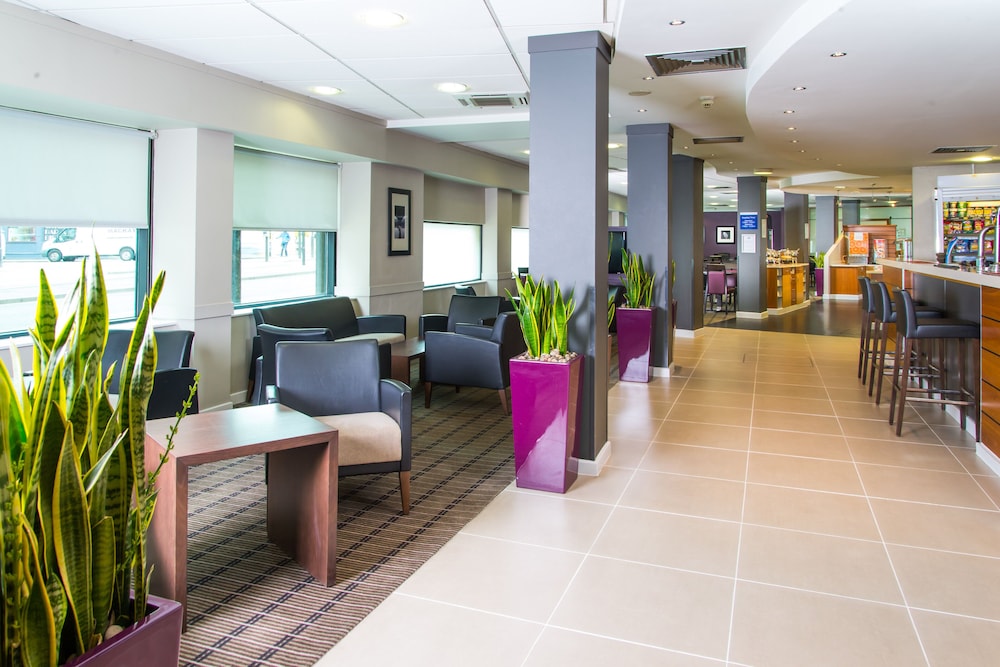 holiday inn express glasgow city centre riverside by ihg