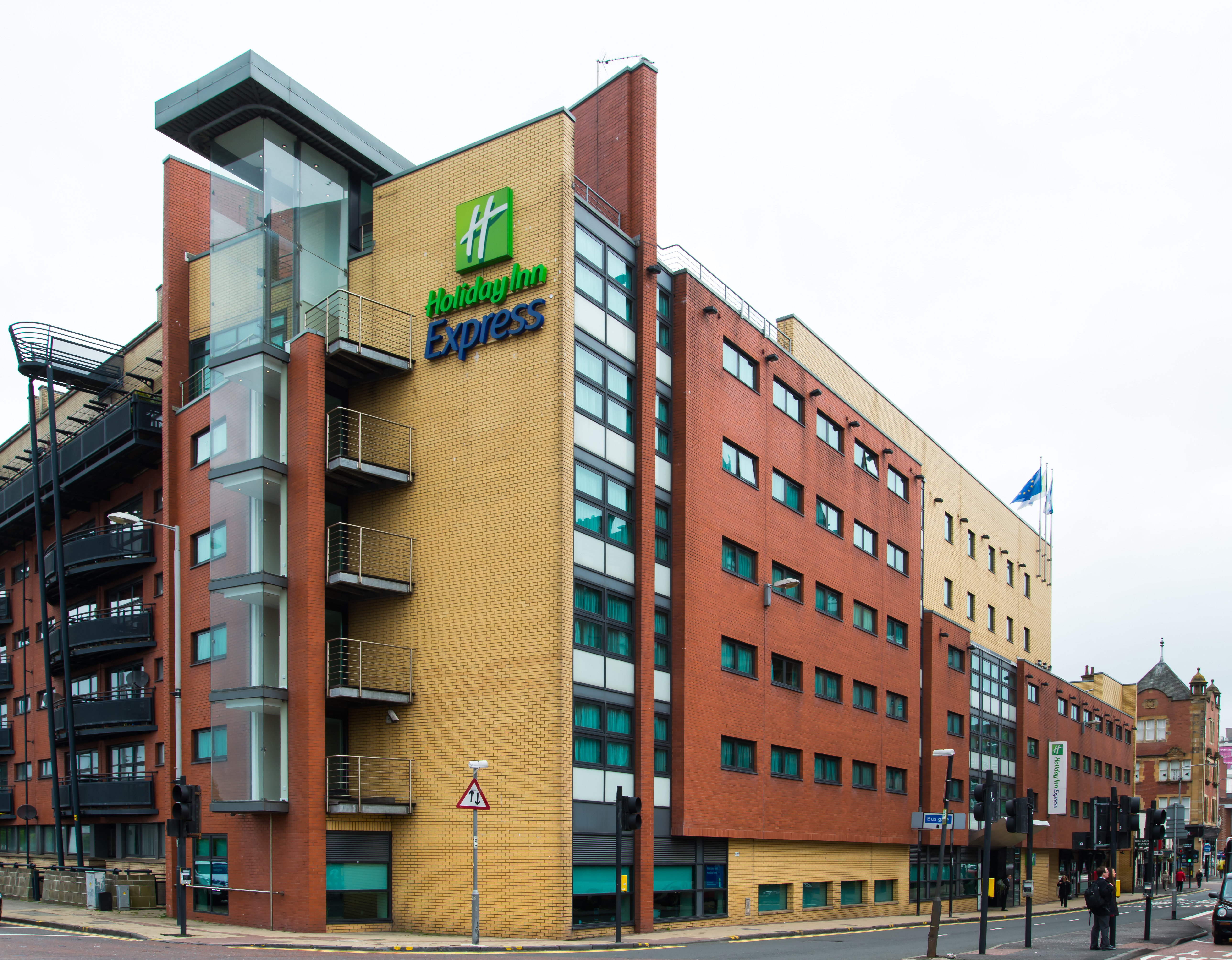 holiday inn express glasgow city centre riverside by ihg