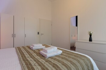 the queen luxury apartments villa giorgia