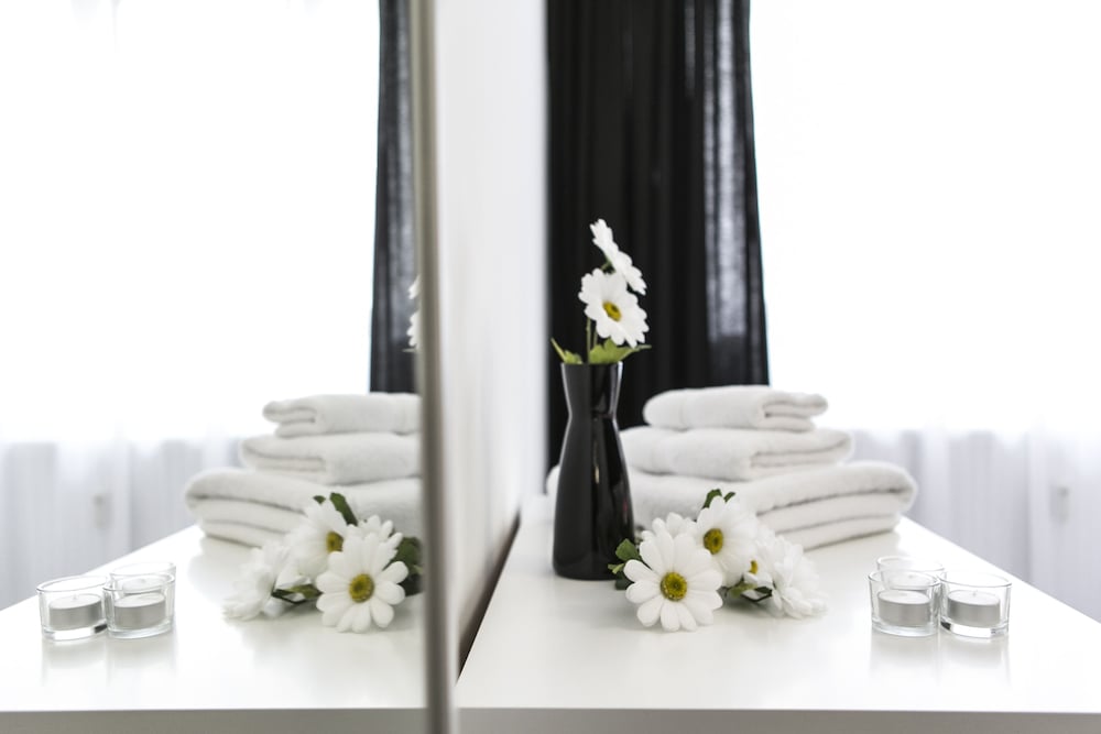 the queen luxury apartments villa giorgia