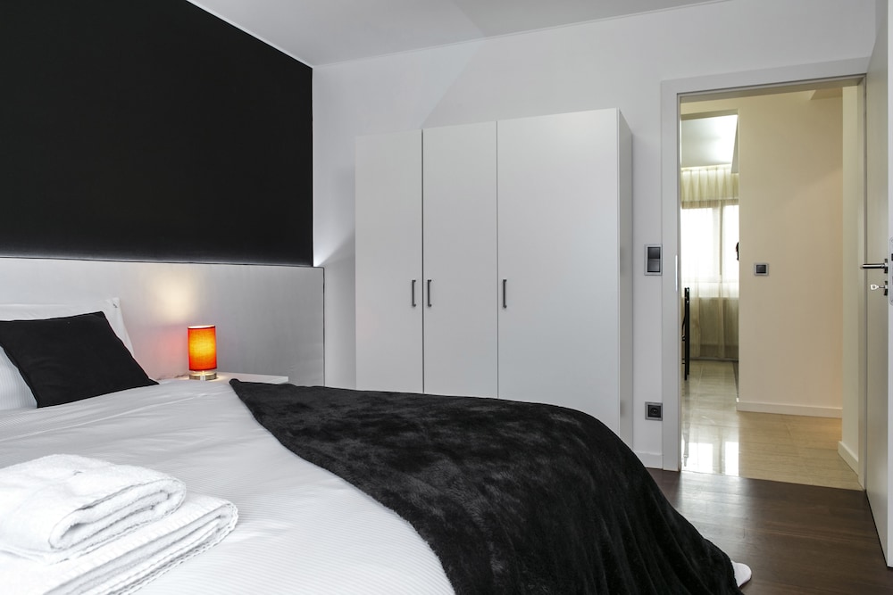 the queen luxury apartments villa giorgia