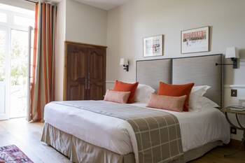 domaine de la tortiniere chateau hotel