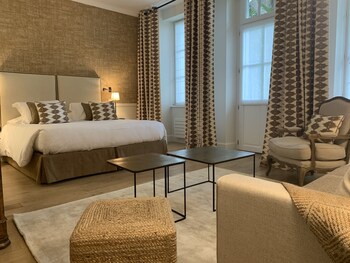domaine de la tortiniere chateau hotel