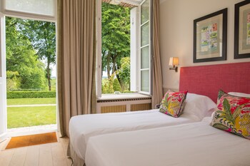 domaine de la tortiniere chateau hotel
