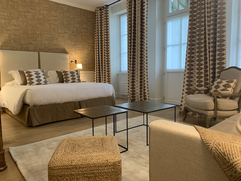 domaine de la tortiniere chateau hotel