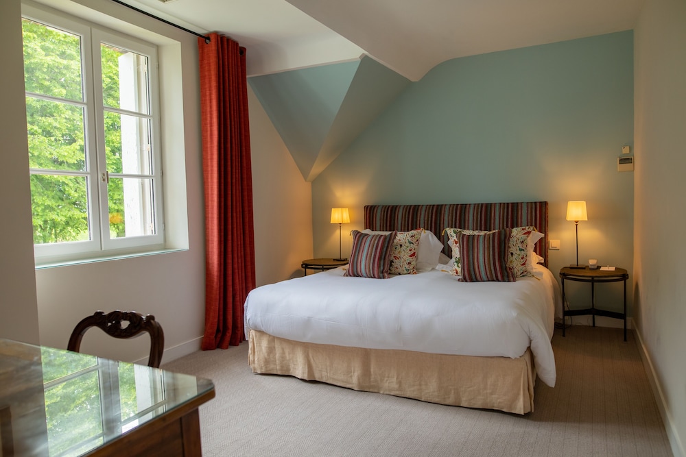 domaine de la tortiniere chateau hotel