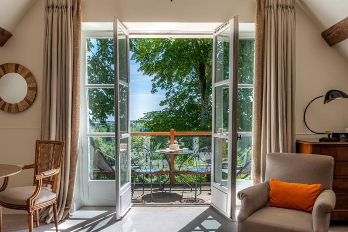 domaine de la tortiniere chateau hotel