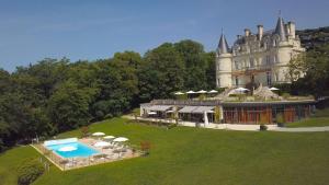 domaine de la tortiniere chateau hotel