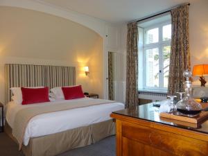 domaine de la tortiniere chateau hotel