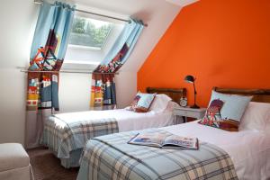 domaine de la tortiniere chateau hotel