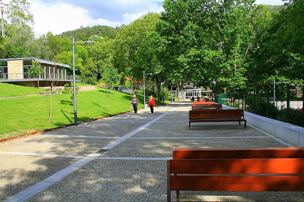 corredoura garden alojamento
