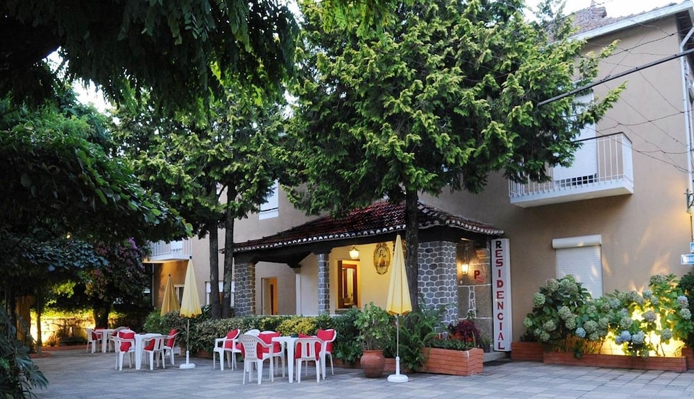 corredoura garden alojamento
