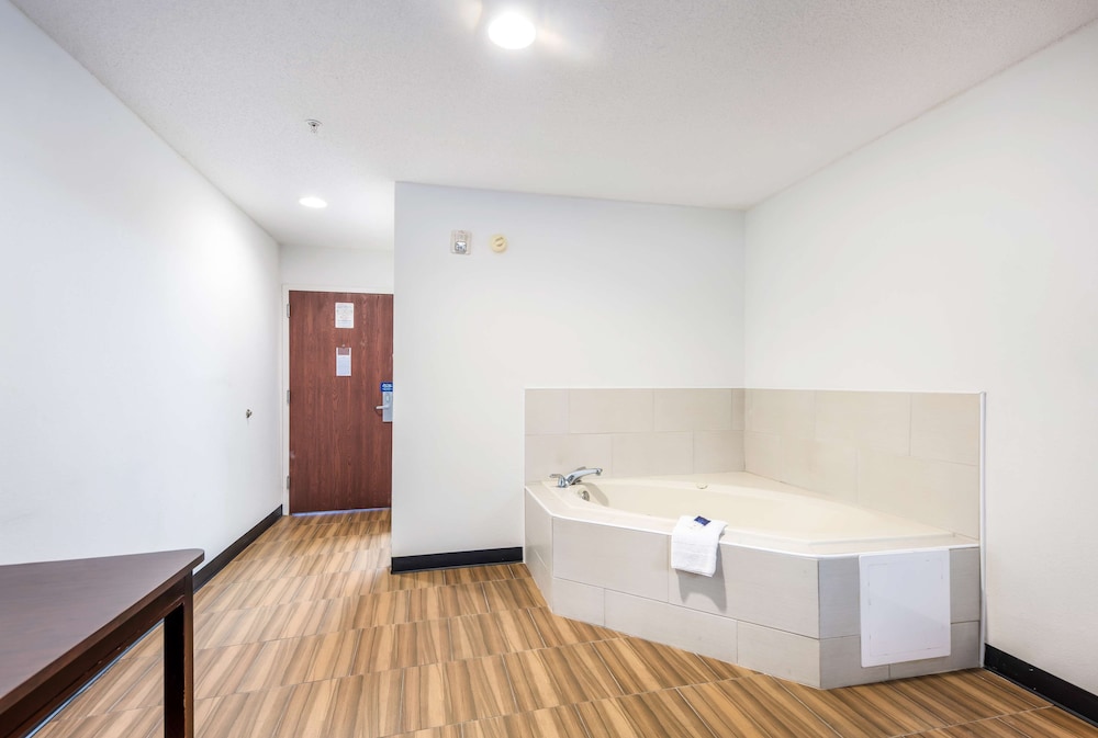 americas best value inn and suites brunswick