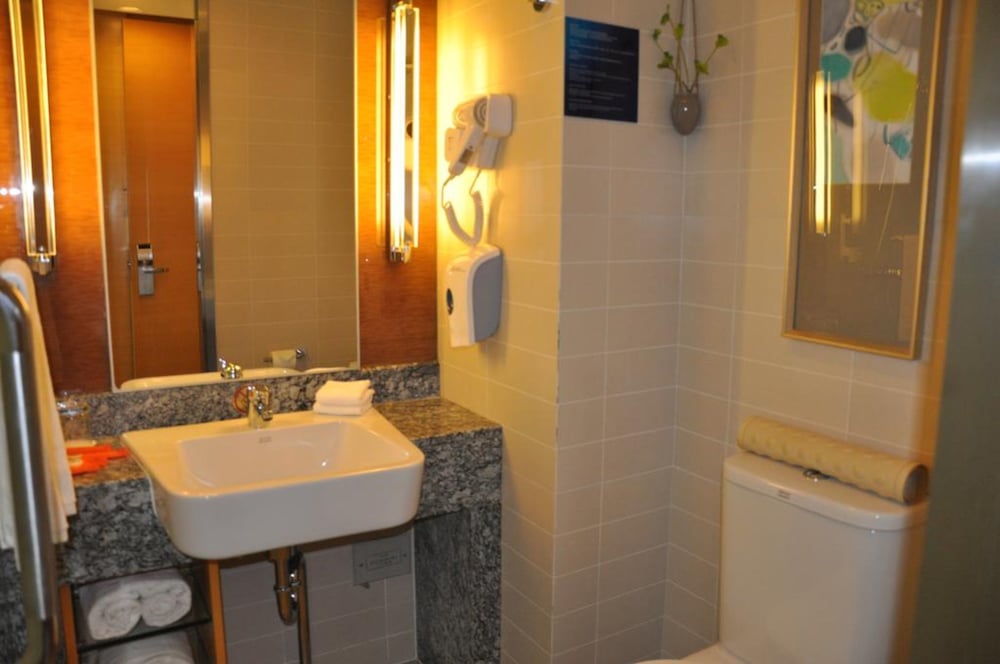 holiday inn express dongzhimen by ihg