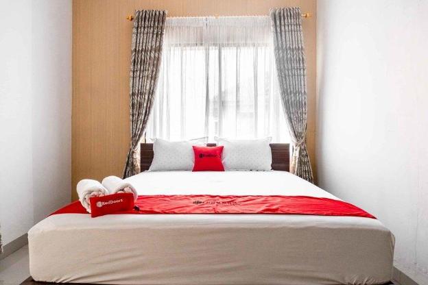 reddoorz syariah near stadion teladan medan