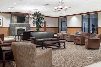 Baymont By Wyndham Jamestown Conference Center & Water Park,North Dakota>>Jamestown,3 star