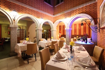 Hotel Rural Casona De Torres,In The City Center,3 star